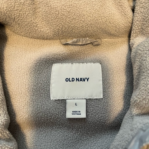 Old Navy Gray Fleece Lined Puffer Vest - Size Large - Picture 3 of 7